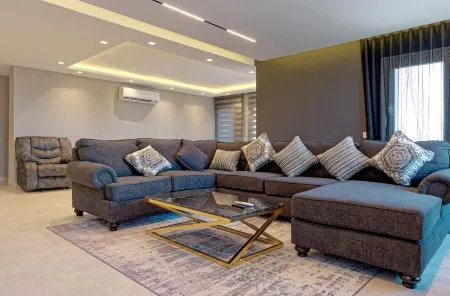 VESTA - Luxury Nile View APT - 2BR - Maadi (III) Отели рядом с достопримечательностью «Церковь Святой Марии»