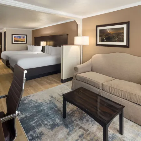 Ramada by Wyndham Moses Lake
