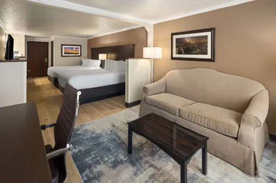 Ramada by Wyndham Moses Lake