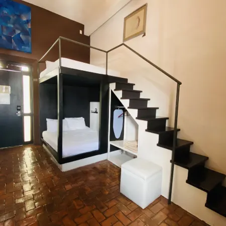 Kuku Ruku Hotel