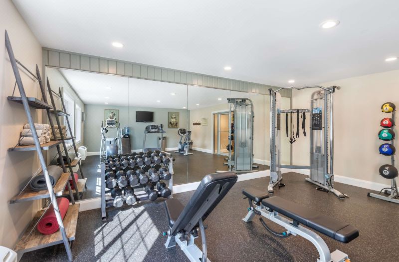 Best Western Plus University Park Inn Suites photo 5