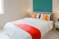 Roso Tentrem by Calli Rooms Hotels in Patrang