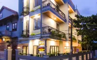 Tue Tam Garden Villa Hotels in Son Phong