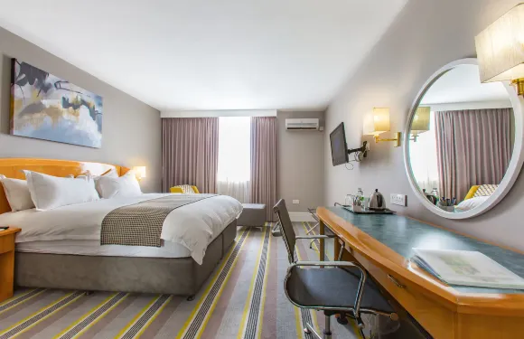 穆塔雷假日酒店