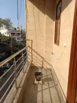 Sapphire Home Stay Near Nizamuddin Railway Station