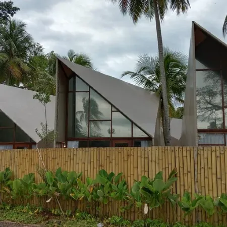 Hiromi Glamping Anyer Beach Resort