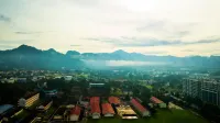 Voon Cottages@Pinjistation | Private Pool | 10pax