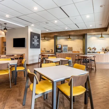 Fairfield Inn & Suites Dallas DFW Airport North/Coppell Grapevine