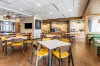 葡萄藤達拉斯DFW機場北/科佩爾萬楓酒店及套房 - 早餐