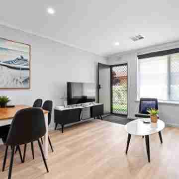 Hectorville Luxe Haven Suite Rooms