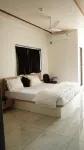 Hotel kailash inn