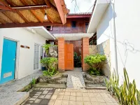 Villa Banana Leaf
