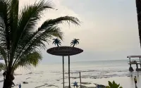 Salsa Beach Hotel Anyer - Beach