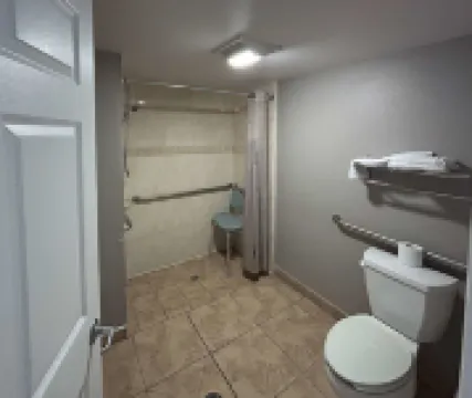 スタジオ 6 モハーヴェ, CA - エアポート