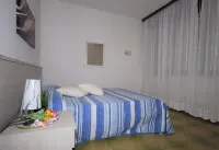 Relaxing apartment in residence with swimming pool