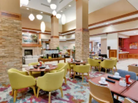 Hilton Garden Inn Milwaukee Airport Hotels in Milwaukee