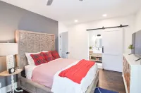 Newly remodeled luxury cottage in Belmont, NC Walk to Kevin Loftin Park - 4-Star