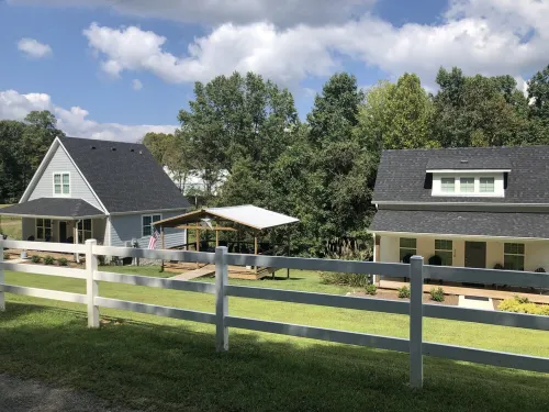 Cottage Retreat at Center Hill Lake, Four Seasons, Smithville, TN