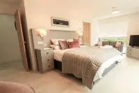 Luxury 3 bed / 4 bath home in Broadford, Isle of Skye 카일러헤아 오터 해븐 주변 호텔