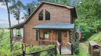 Knotty Bear: Cozy Cabin, Breathtaking Mountain Views, Hot Tub, Fire Pit - Mountain view