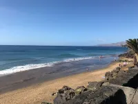 Beautiful apartment facing the sea with Wifi and AC