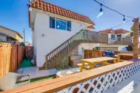 Contemporary Coastal Retreat with Private Patio Hotels in San Clemente