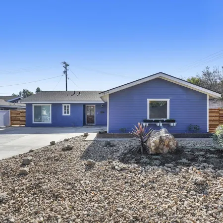 The Beachsides Bliss, BBQ, Arcade, Game Room, Fire Pit Patio, 5 Miles to Beaches