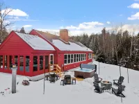 70 Acre White Mountain Estate - Trails, Views, Privacy