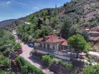 THE JOHN RIORDAN HOUSE. BUILT 1898.  VACANT, BURIED FOR 60 YEARS, RESTORED 2012 Hotels in Jerome