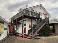 Rental House located TWO minutes walking distance to Ellicottville town! 홀리데이 밸리 리조트 주변 호텔