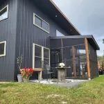 Mee Mee's Cabin Retreat- River, nature, small town, Hot Tub Hotels near Genoa Park