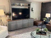 Close to DFW airport, steps to running /bicycling trail, shopping & sport events