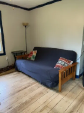 Cozy County Cabin in the woods