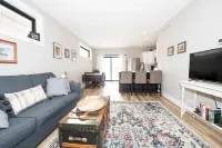 Charming 3-bedroom, 2 bathroom house with outdoor space in Winona Hôtels à : Comte de Winona