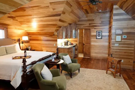 Chisholm Trail Room at Buffalo Point