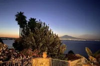 Detached villa 8 min drive from the beach