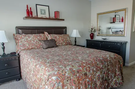 Prime Location on Main Channel-Steps to Pool & Lake. Stunning Views! 12X32 Slip Отели рядом с достопримечательностью «Margaritaville Lake Resort Lake of the Ozarks»