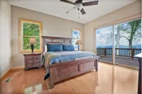Unbelievable Views, Hot Tub, Fire Pit, Fire Table, Indoor Fireplace