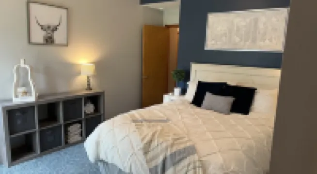 Tranquil waterfront cottage in Central Lake