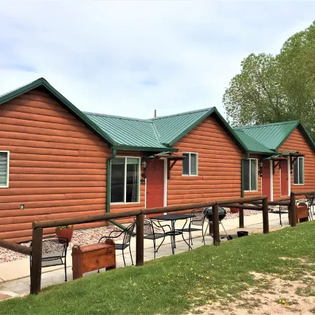 #6 Mustang Cabin at Ponderosa Place