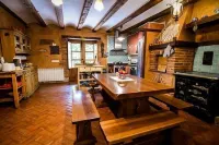 Self catering La Mora Cantana for 18 people
