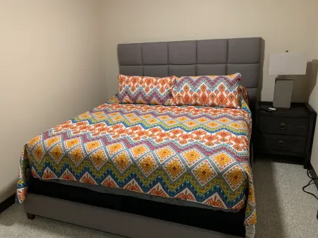 Direct Lakeside View, 3 Bed, 2 Bath Condo at Bridges Bay