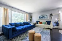 MDRN Kid-Friendly Apt|Charming|Private|Sunny|Fast Wi-Fi| Parking
