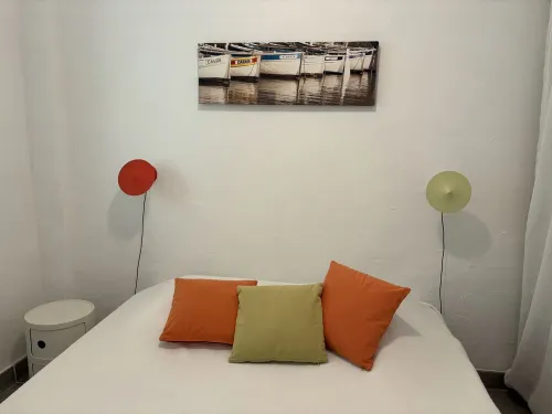 Cassis calanques apartment la rade, behind the port, nice view and parking