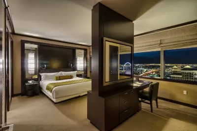 Big 2 BR Vdara Corner Penthouse! Stunner Bellagio Fountain View! Sleeps 6! 42 Fl