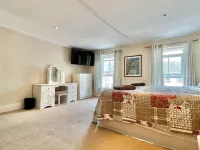 3 bedroom character town house on the edge of the Blackdown hills 惠靈頓酒店