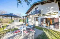 Cedar House Villa Few Minutes From Lake - Happy Rentals