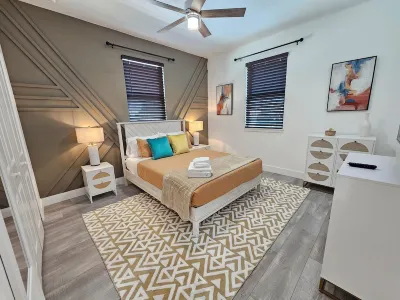 LUXURY 5/4 w Jacuzzi tub Winter Park/CP Orlando Gem Hotel a Winter Park/Altamone Springs