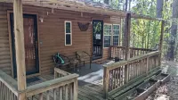 Lakefront Cabin in the Forest Hotels in Hardeman County