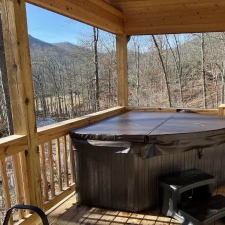 Mountain Views, Fire Pit, Minutes From Downtown Asheville